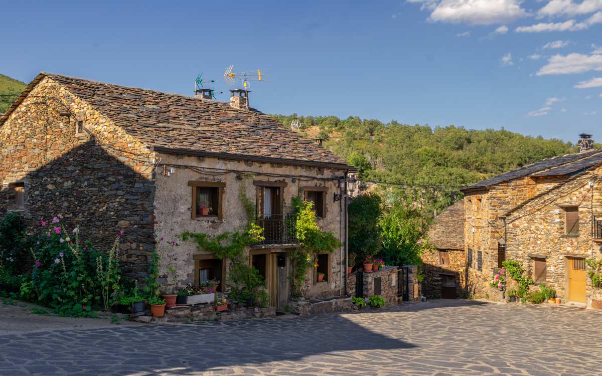 Valverde de los Arroyos.