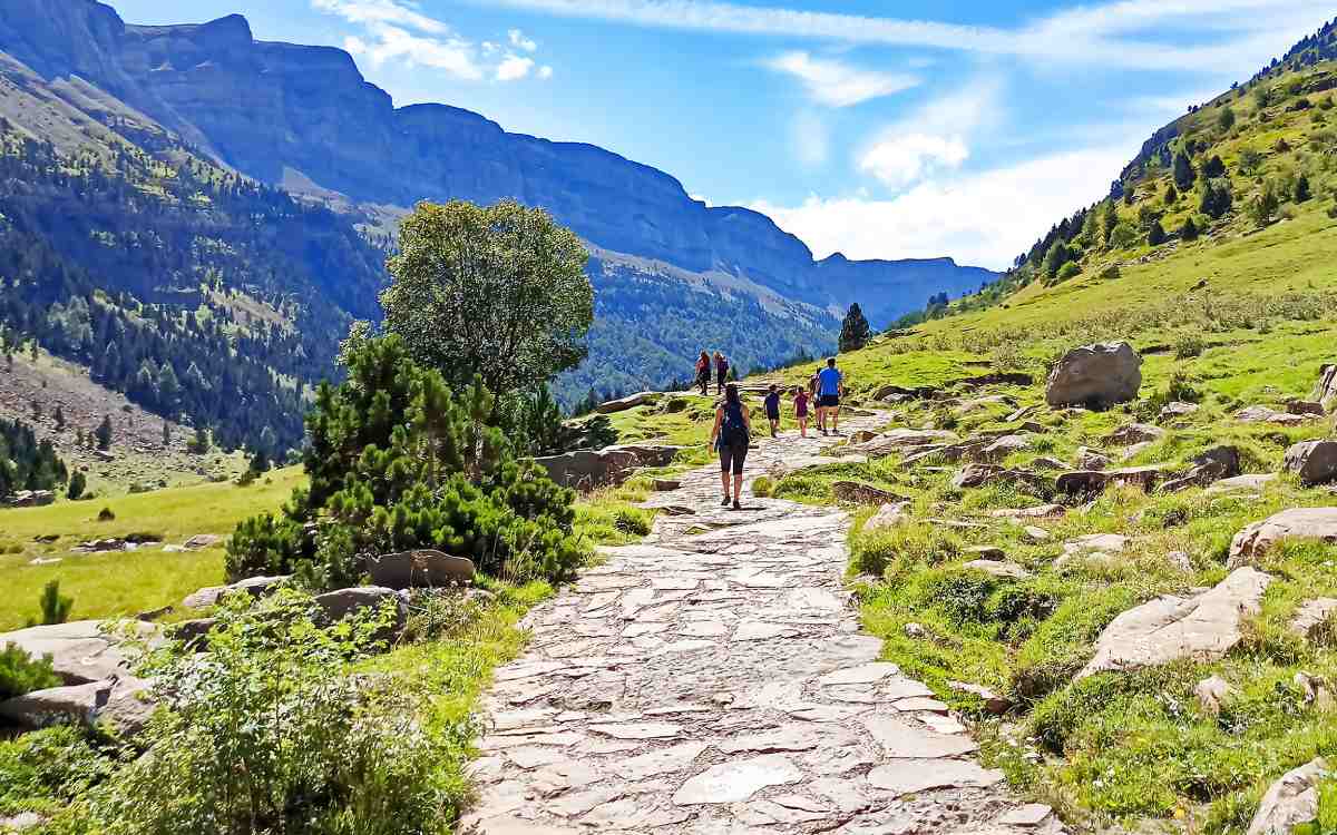 People hiking in Parque Nacional de Ordesa y Monte Perdido.