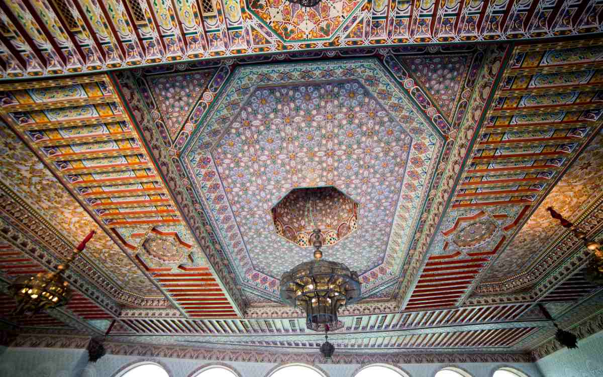Details of Valencia’s ‘tiny Alhambra’.