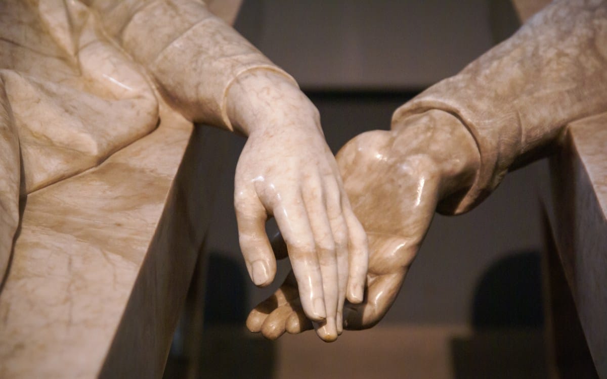 Lovers of Teruel’s hands.