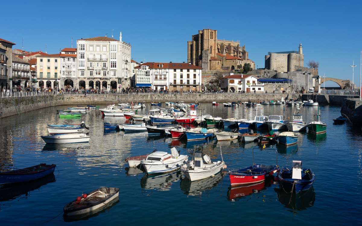 Castro-Urdiales.