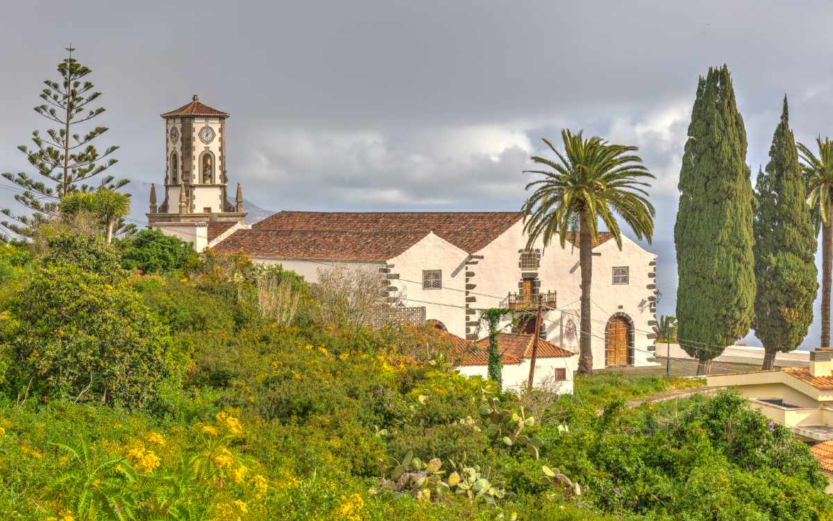 Villa de Mazo's traditional architecture.
