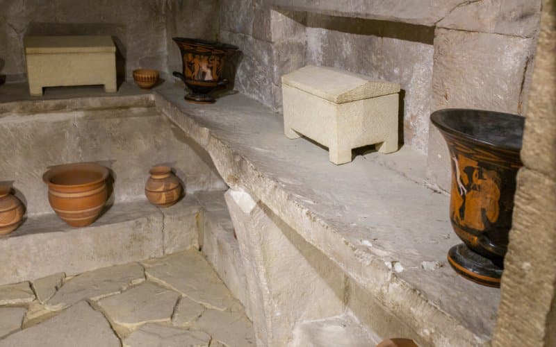 Replica of the interior of a room in the Sepulchral Chamber of La Toya.