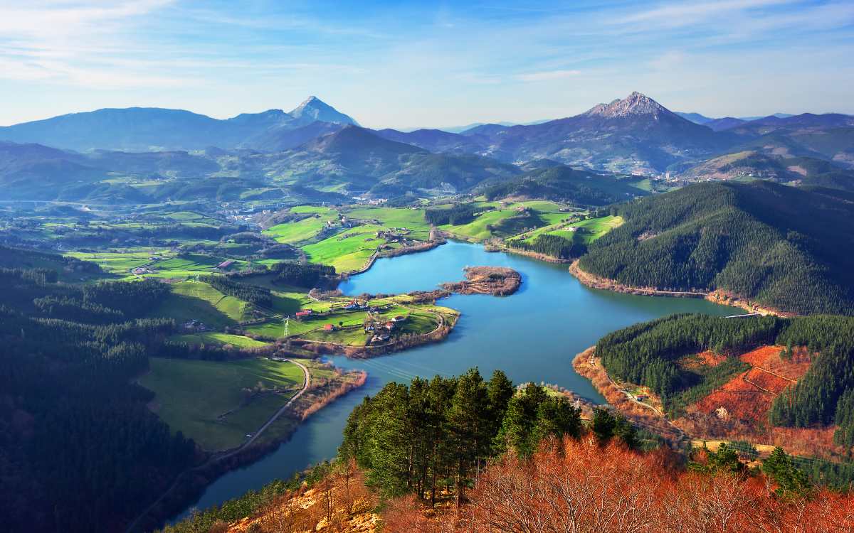 Urkulu Reservoir.