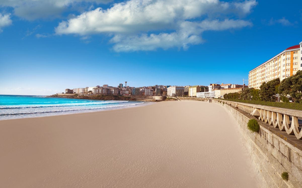 Riazor Beach.