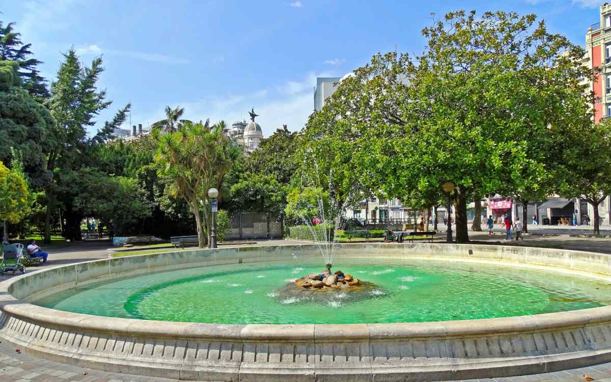 Méndez Núñez Gardens.