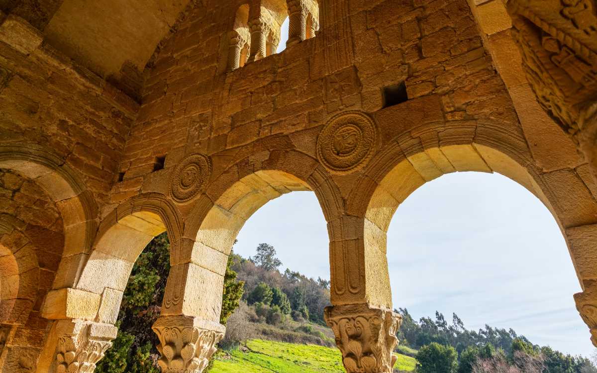 Santa María del Naranco.