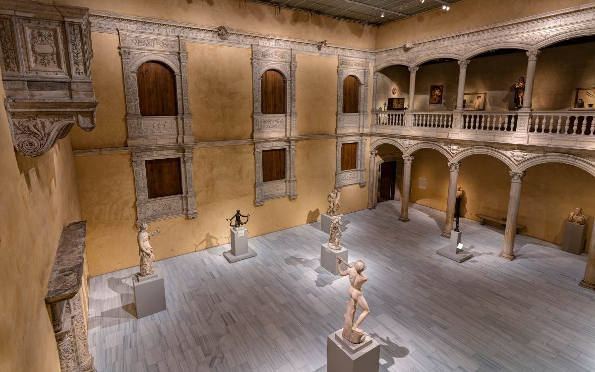 Galleries of the Courtyard of Honor of Vélez-Blanco in New York.