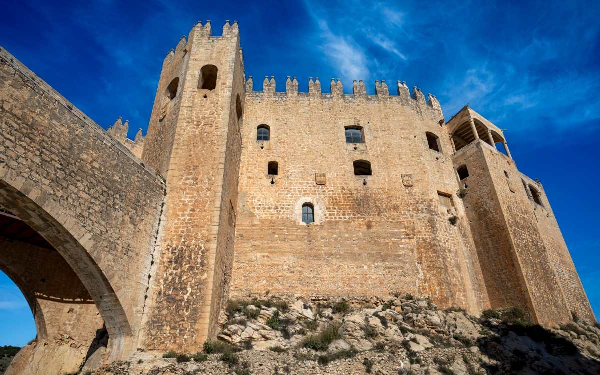Walls of the palace area.