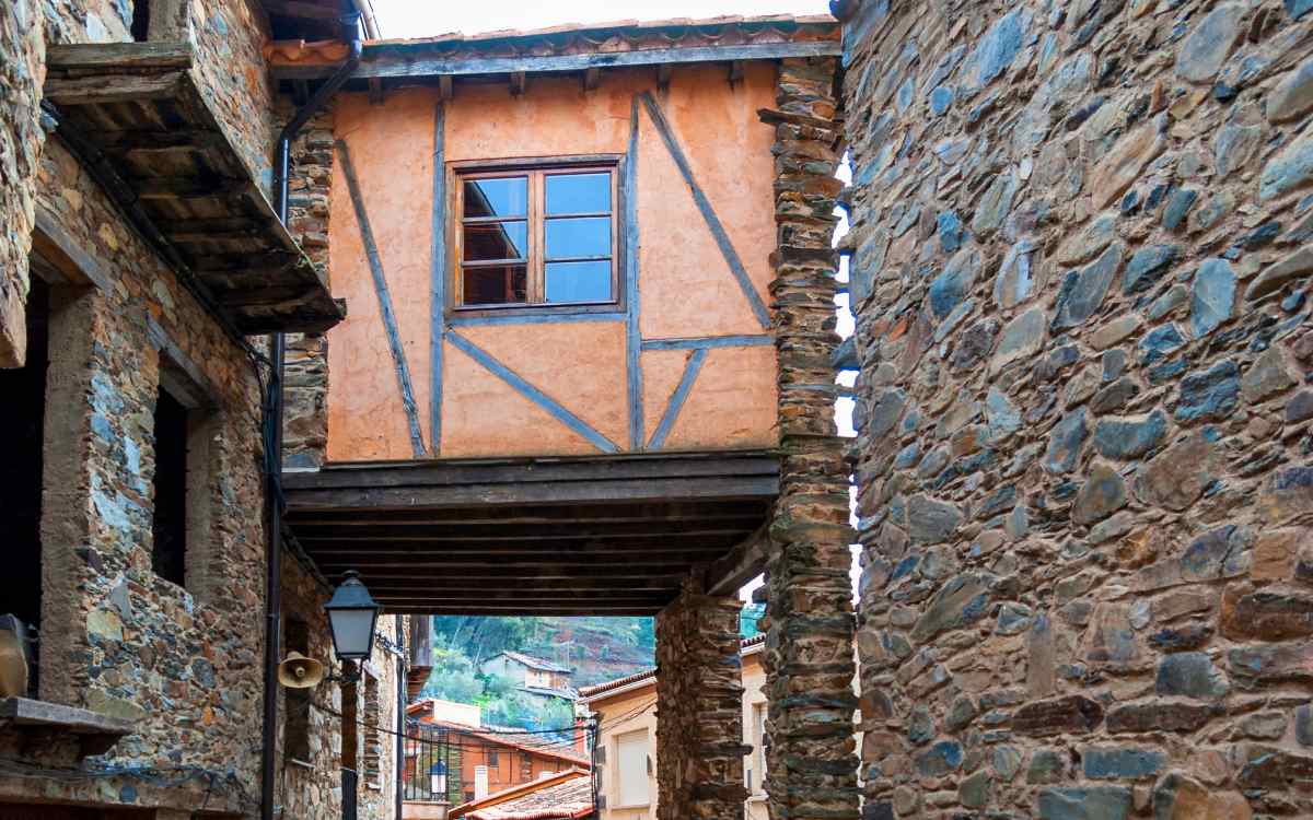 Streets of Robledillo de Gata.