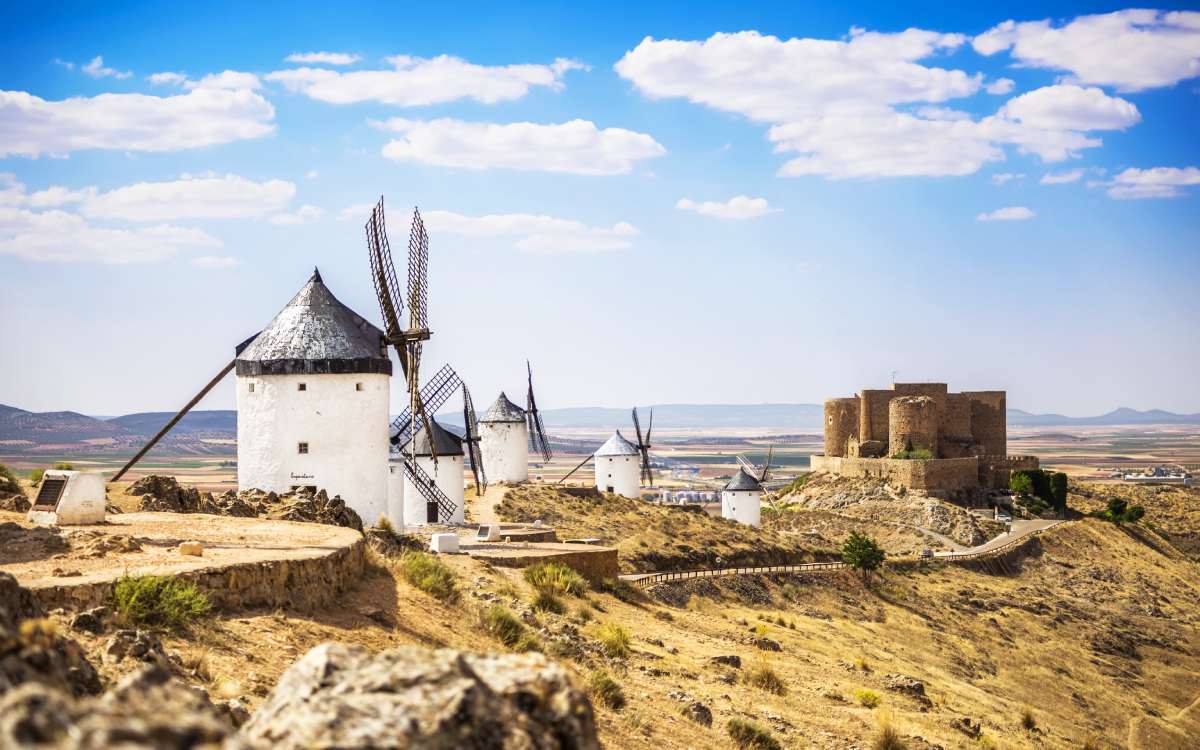 Windmills and castle at Consuegra.