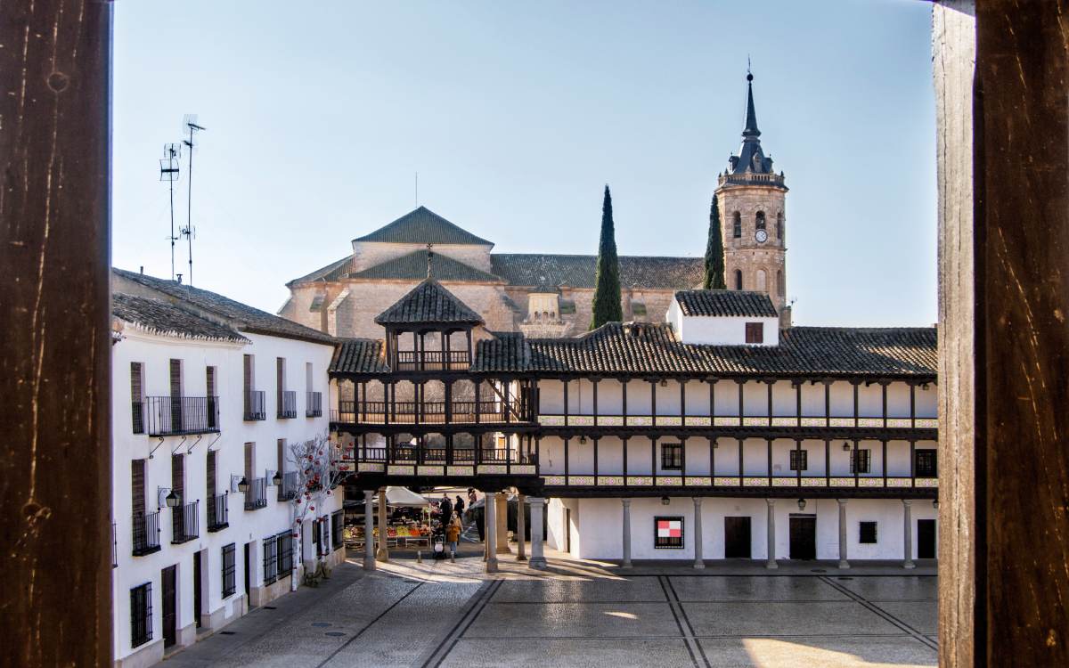 Tembleque’s main square.