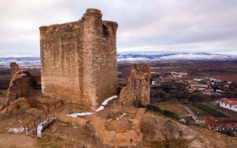 Castle of Quel during winter