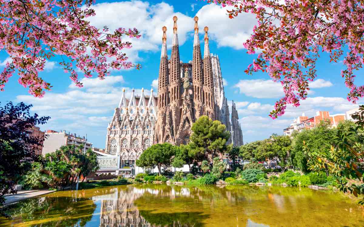 Sagrada Familia of Barcelona.