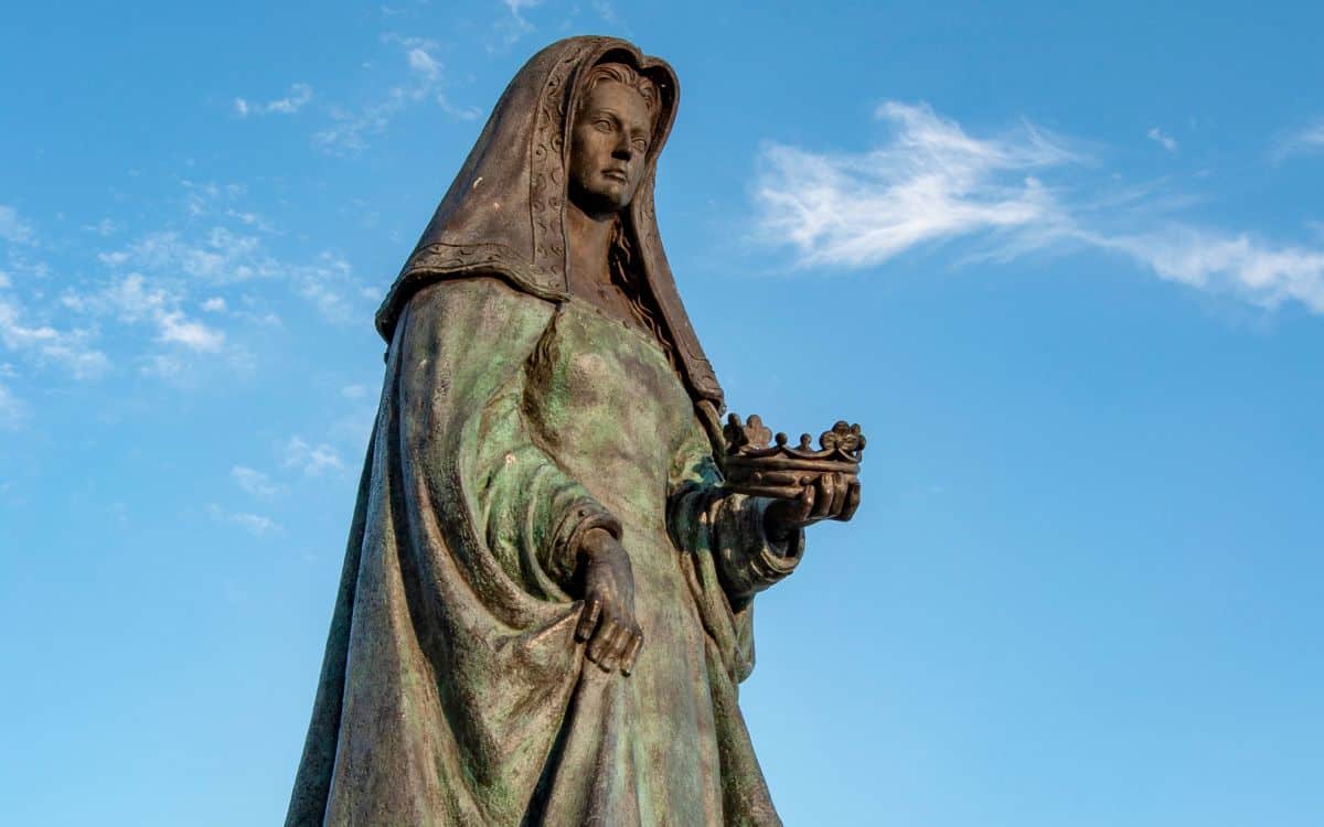 Sculpture of Juana of Castilla