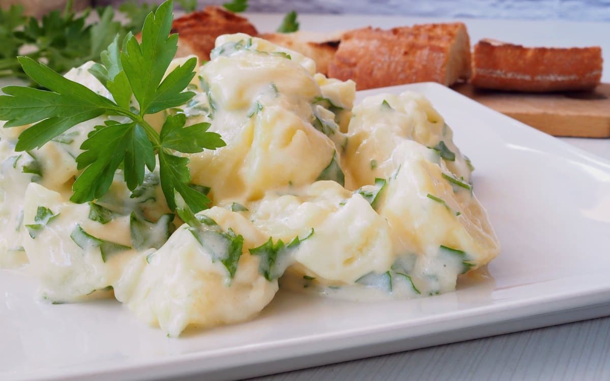 Alioli potatoes