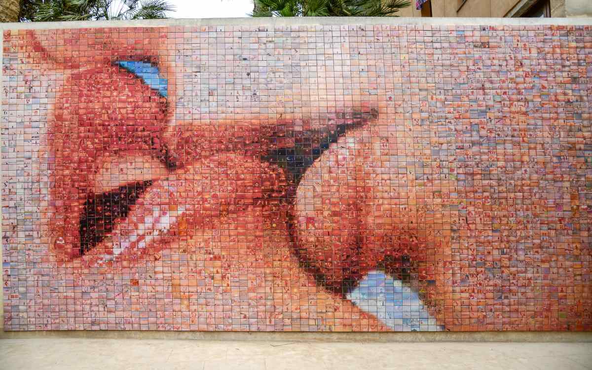 The World Begins With Every Kiss mural