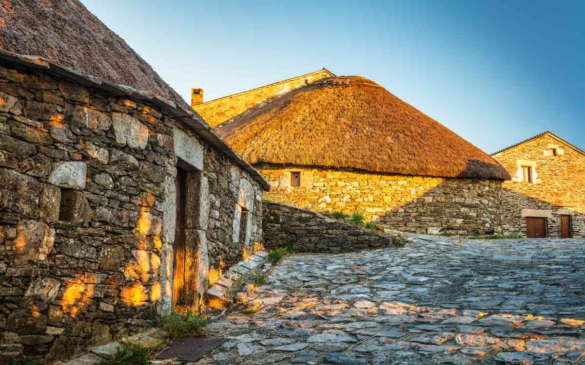 Traditional architecture in O Cebreiro