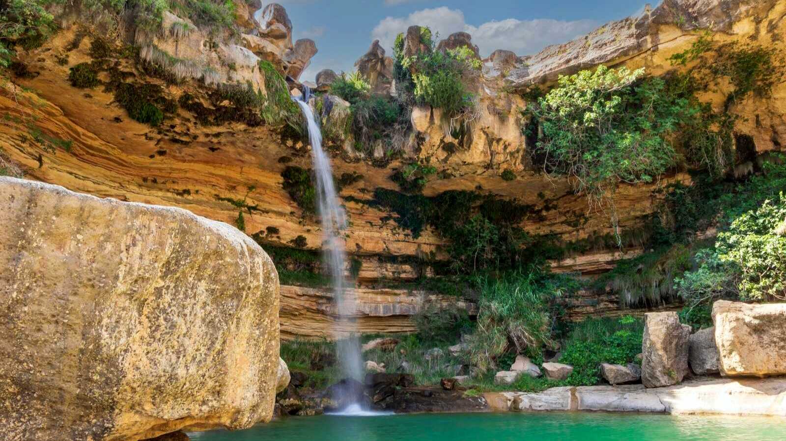 Salto de La Portellada. | Shutterstock