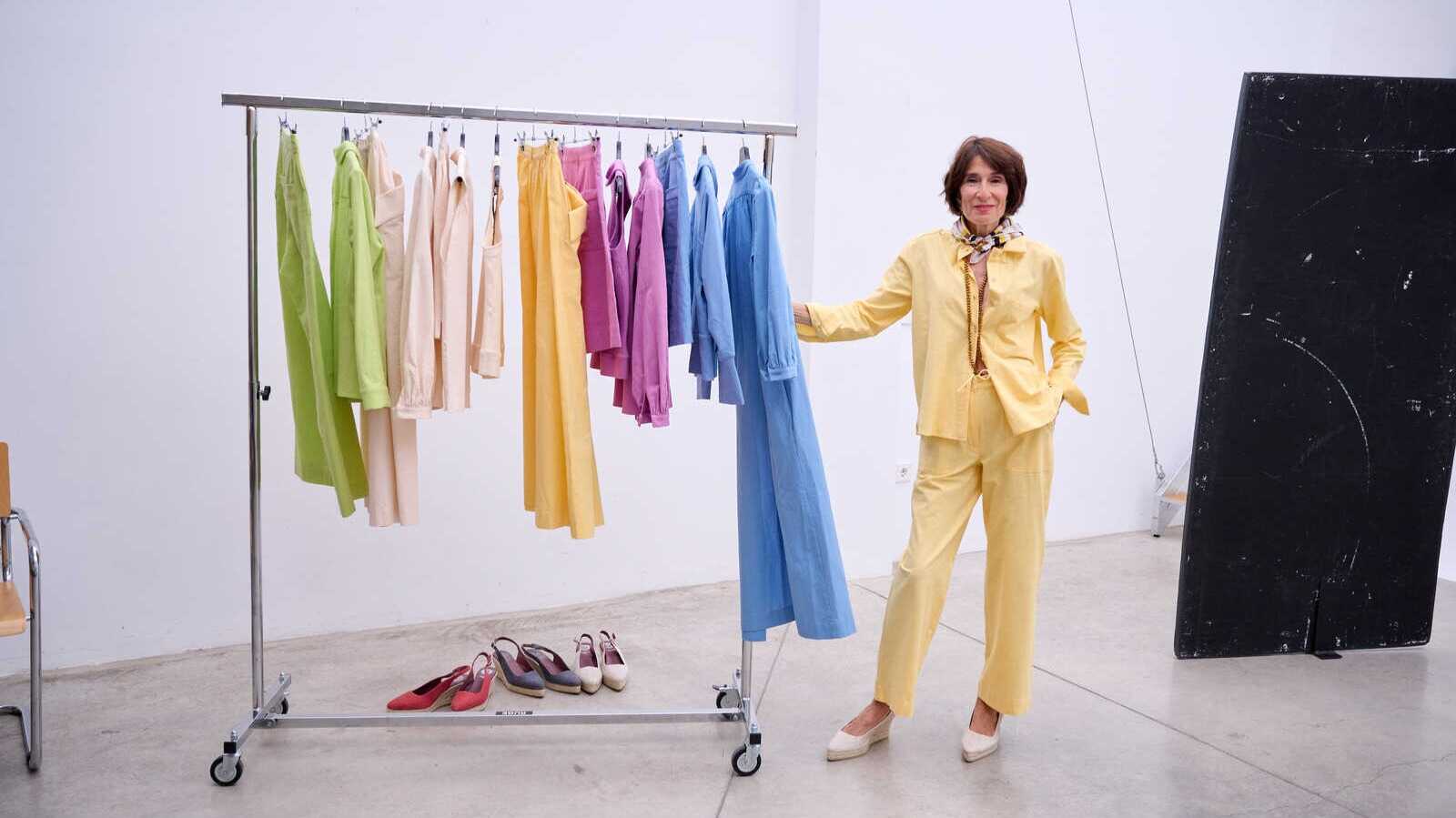 Margarita Ruyra with Es Fascinante clothes.