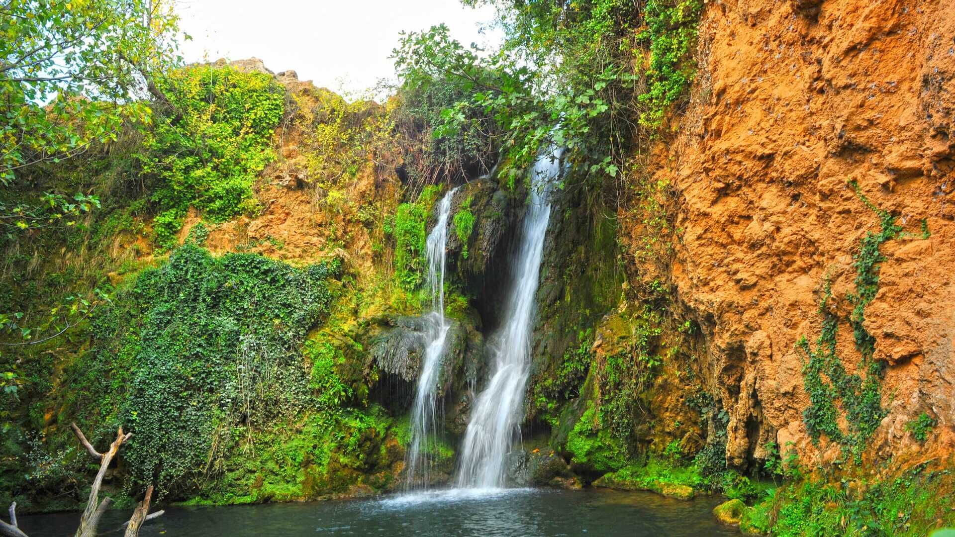 Huéznar Cascades. | Shutterstock