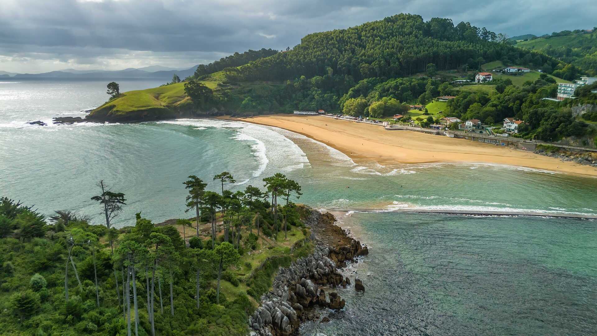 Garraitz Island. | Dreamstime