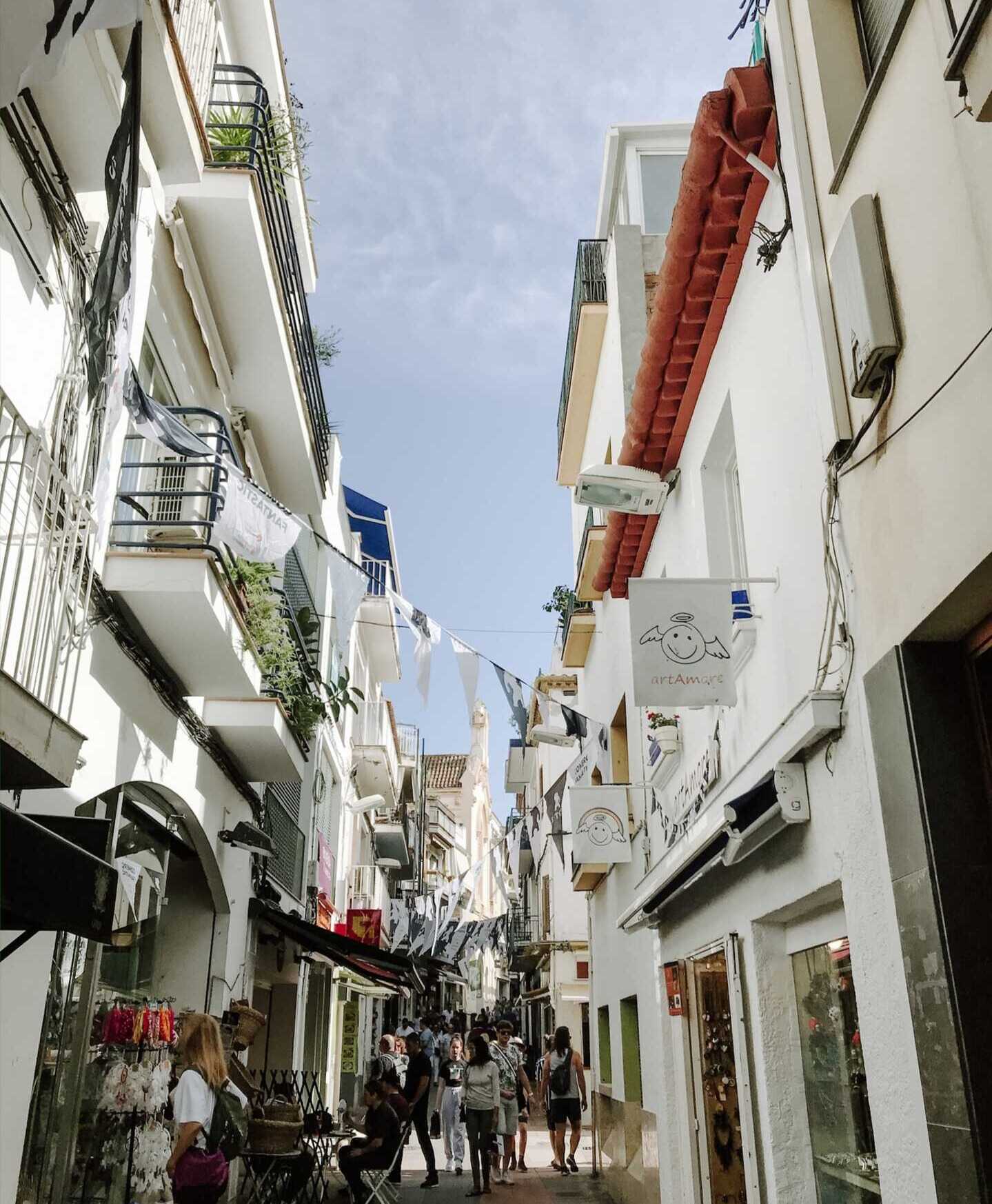 The streets of Sitges’ old quarter. | Dreamstime